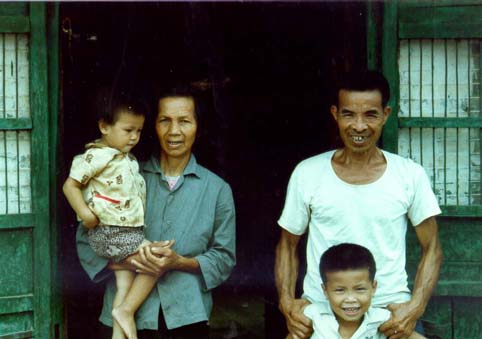 Yel Seng and wife